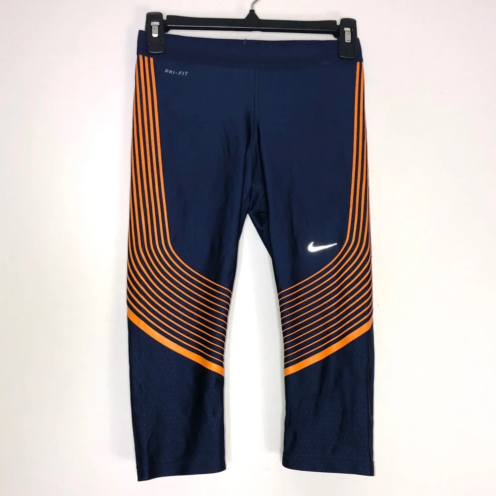 NIKE Dri-Fit Crop Leggings Size XS